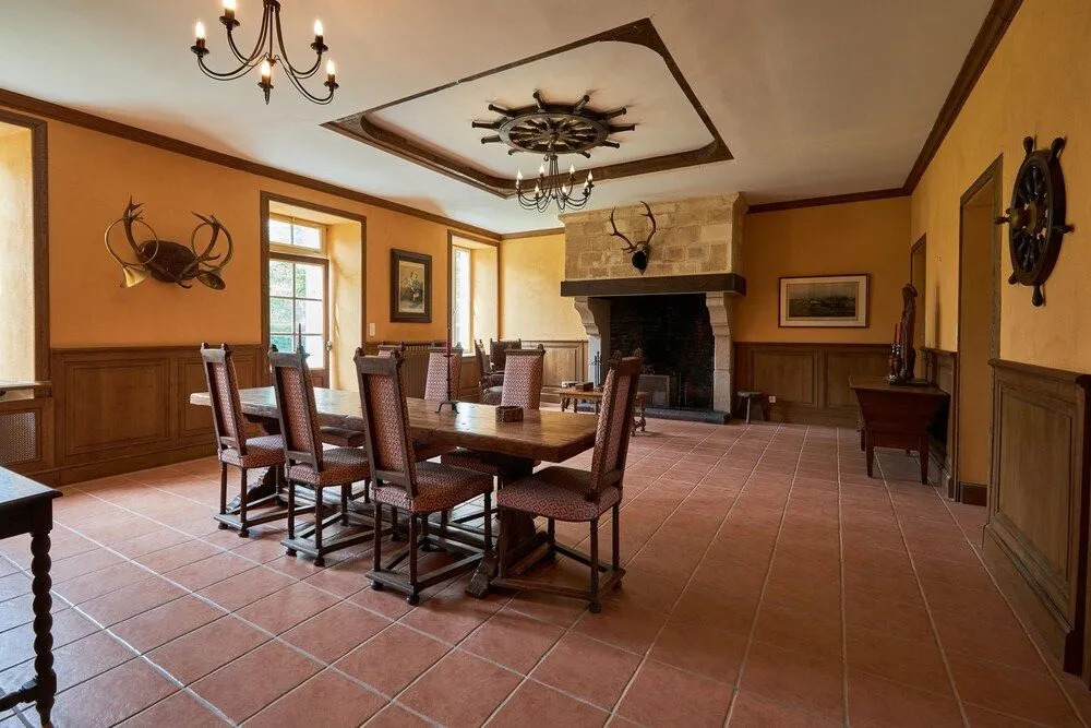 Manoir De Lormel