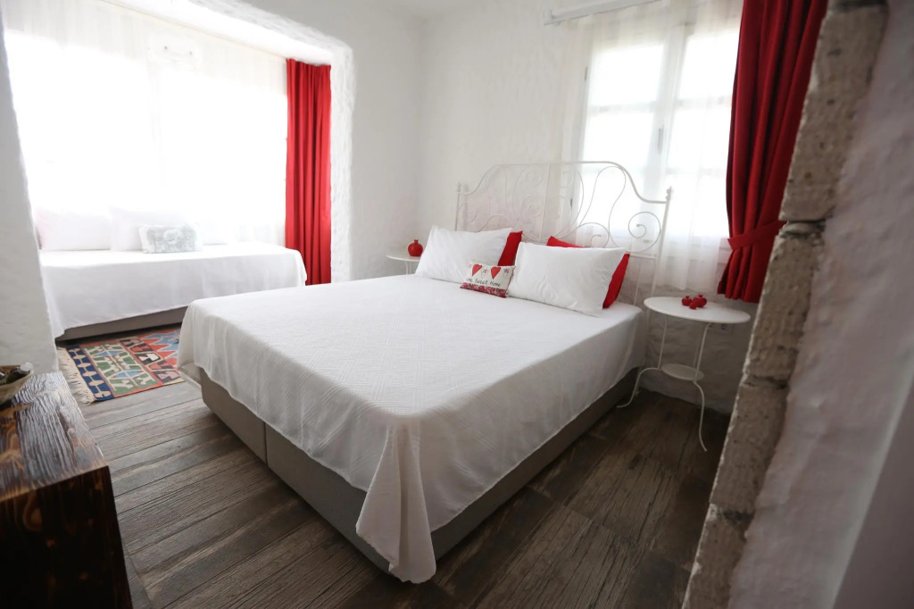 Peroni Hotel