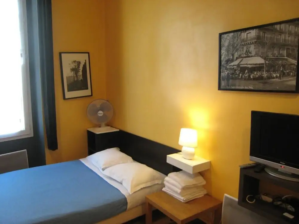 Apartment Poisson 6