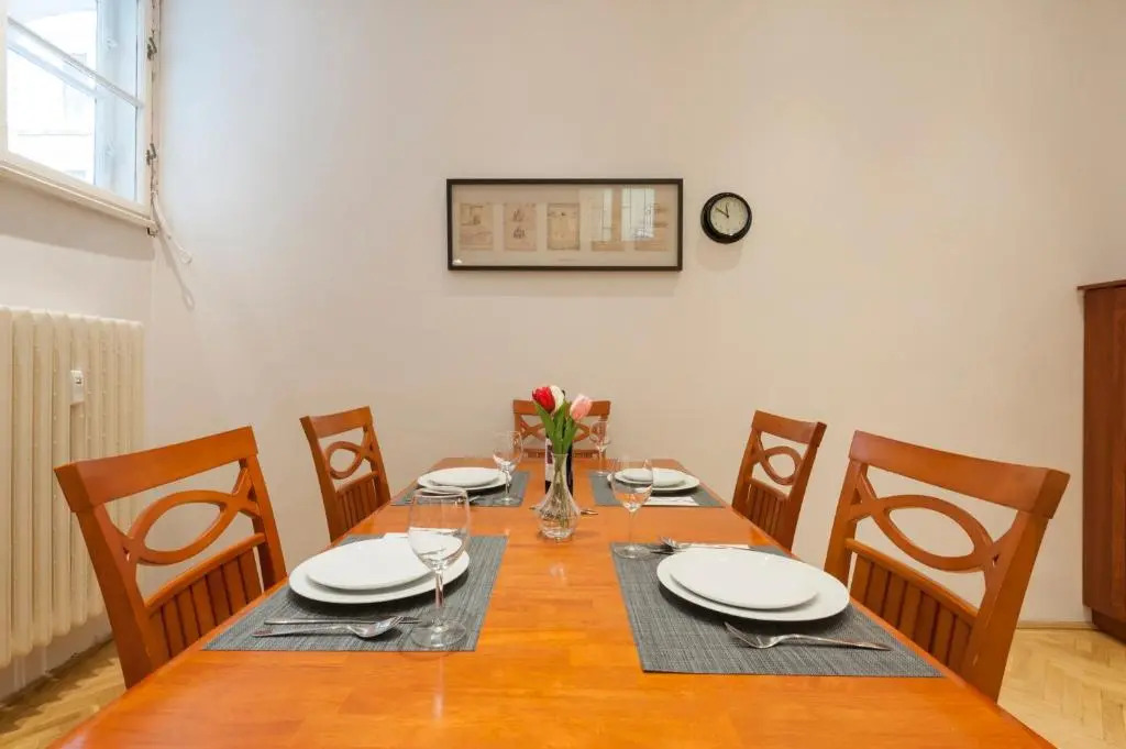 Liszt Ferenc LONG-TERM BUDGET Apartments
