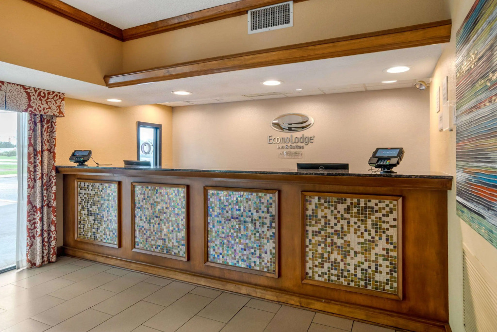 Econo Lodge Inn & Suites Foley-North Gulf Shores