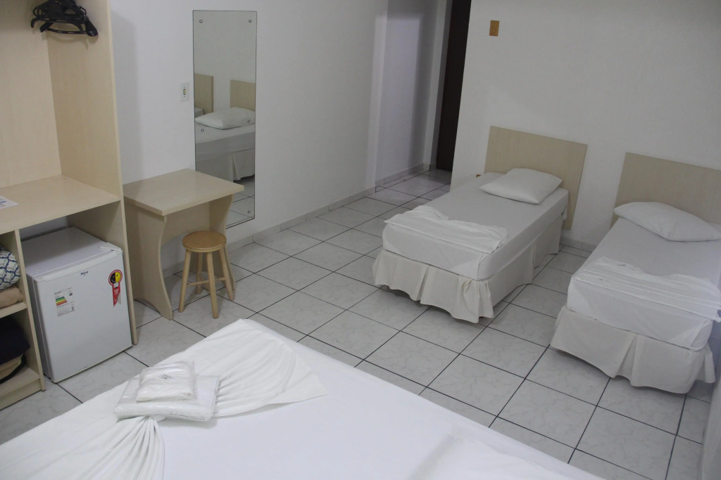 Oasis Chartouni Hotel