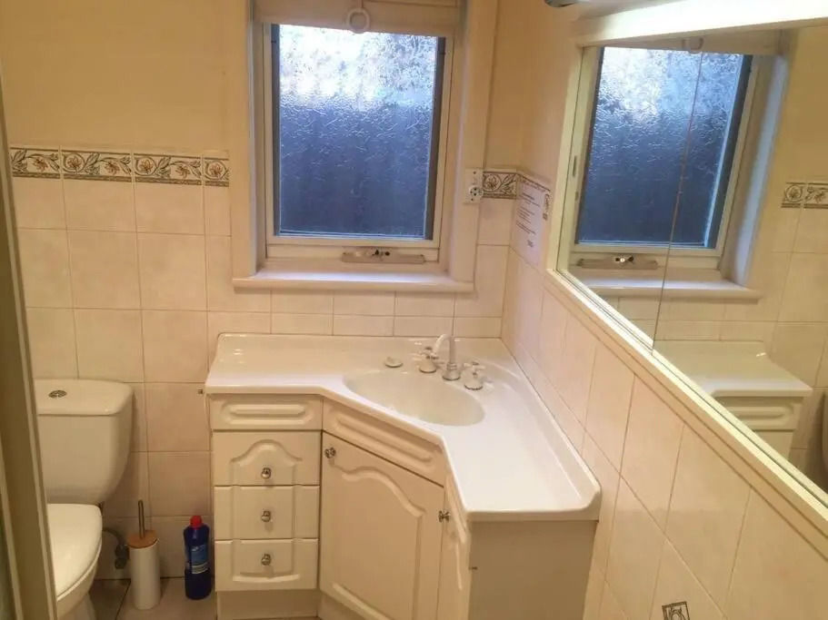 Unique & Spacious Home near Chadstone