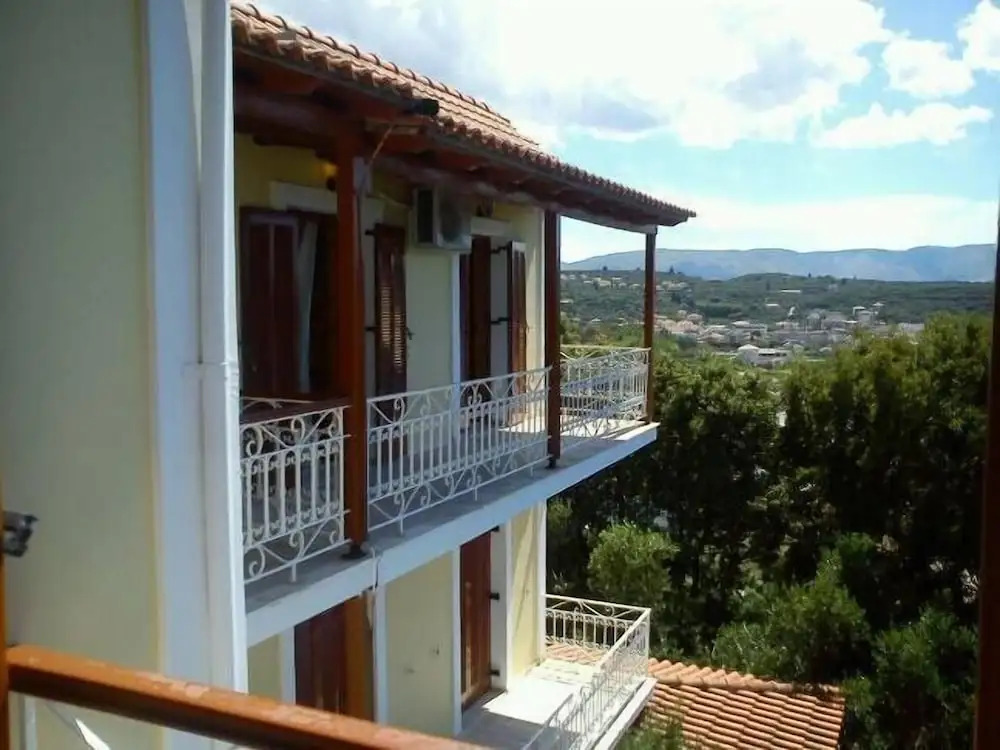 Sofos Apartments
