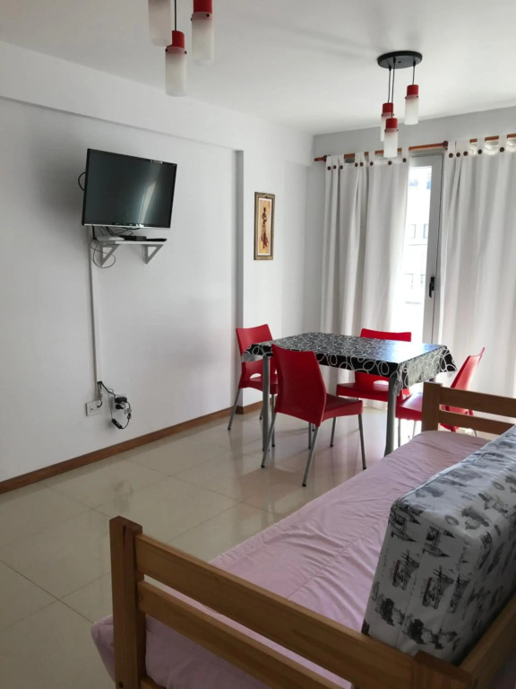 Departamentos Madryn - Calle Roca