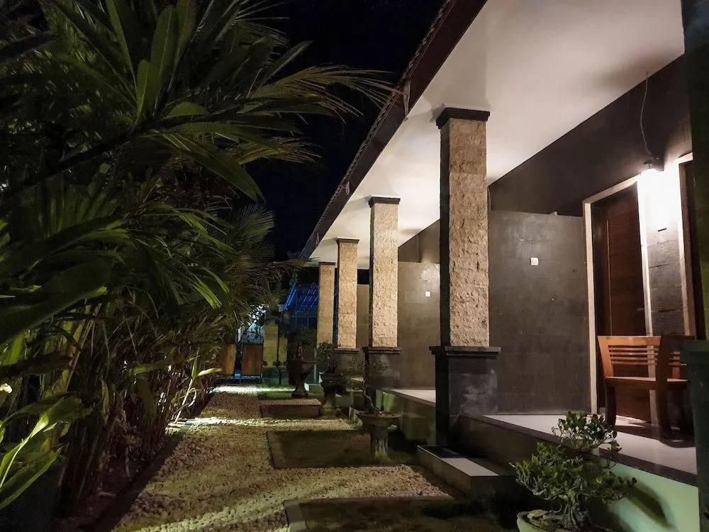 Cave Beach Bungalow