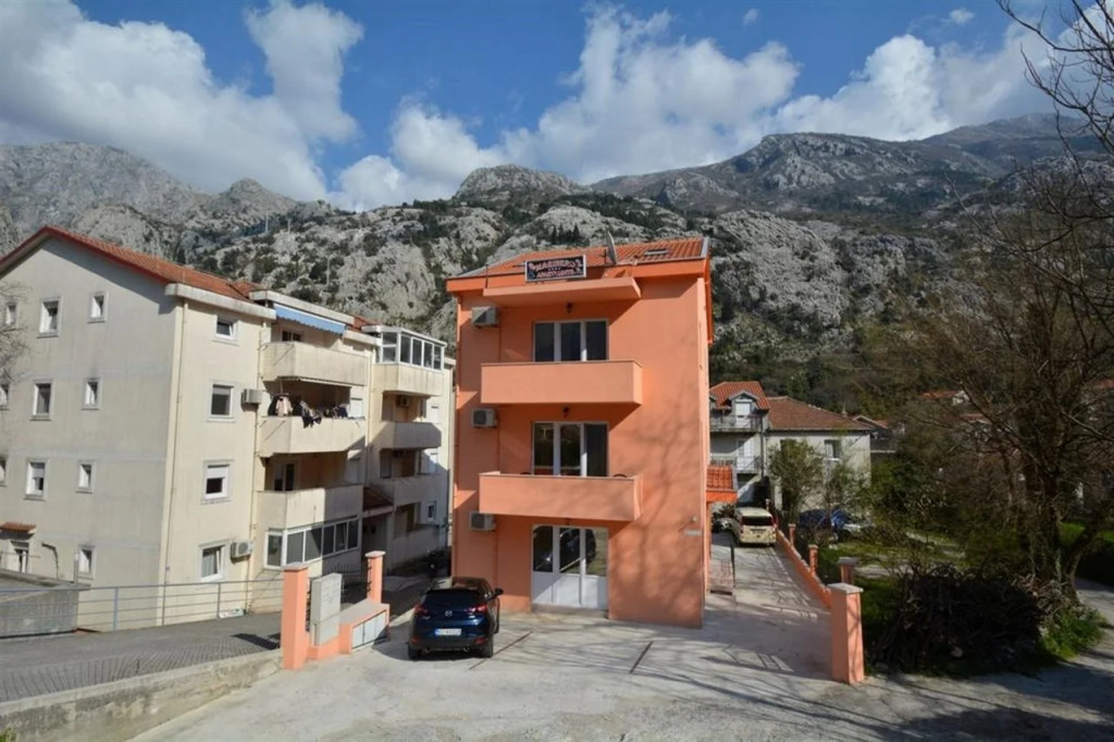 Marinero Apartments