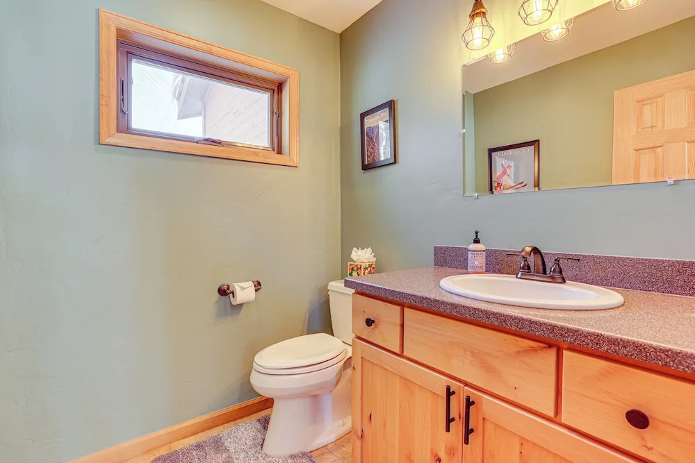 10 Mi to Keystone Resort: Cabin w/ Private Hot Tub