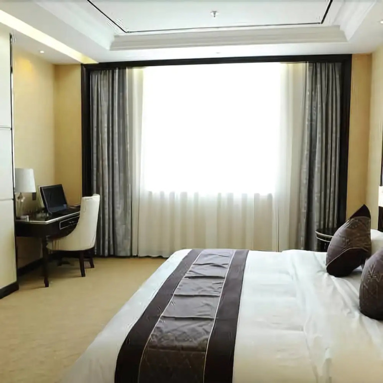 Jun Jin Hotel