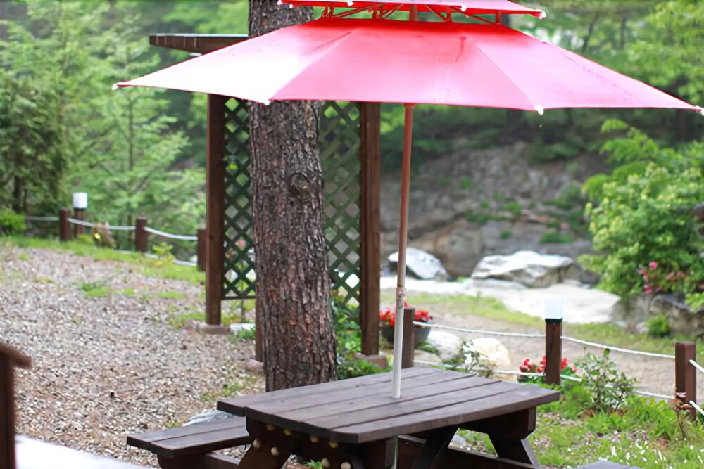 Yangyang Bidanhyang Komu Pension