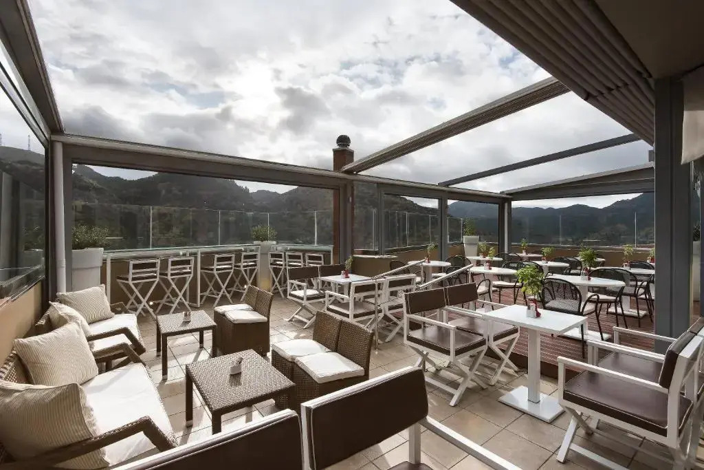Lagadia 4 Seasons Hotel