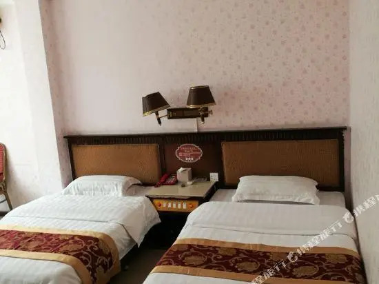 Huahai Hostel