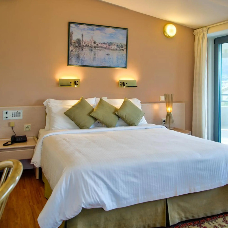 Poseidon Hotel
