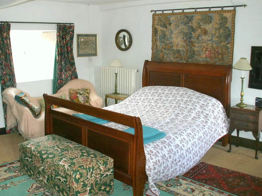Johnby Hall
