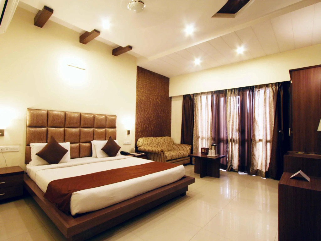 Royal Residency Hotel