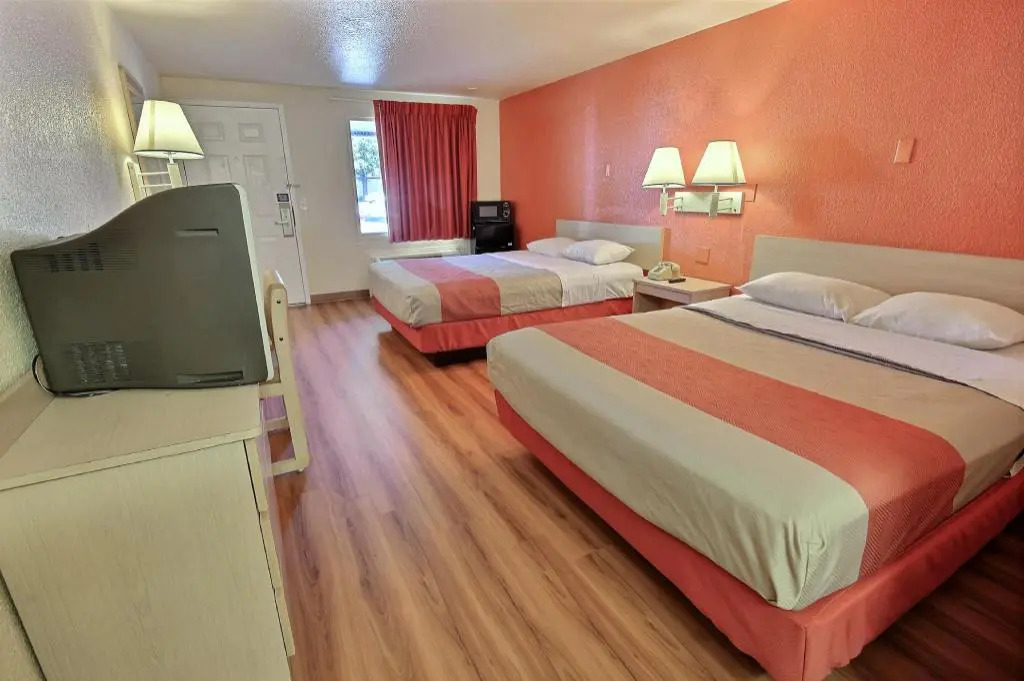 Motel 6-Rancho Mirage, CA - Palm Springs