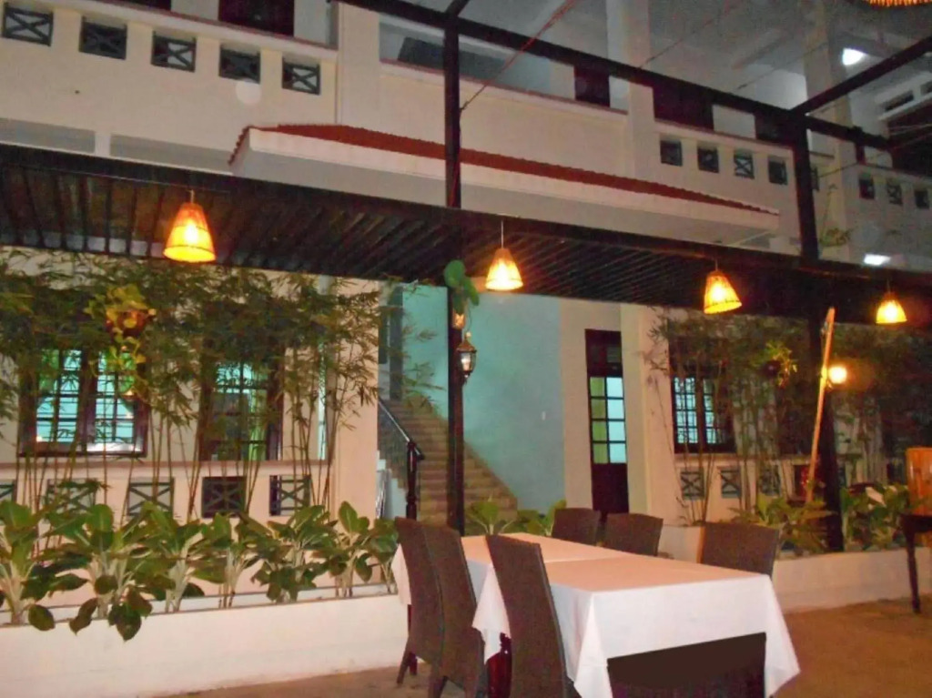 Tuyet Mai Hotel