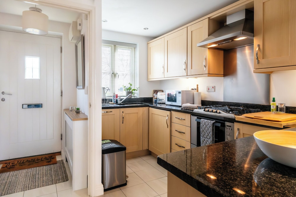 Beautiful Two BD Home Near Cirencester