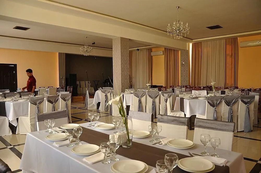 Отель Grand Hotel Tbilisi