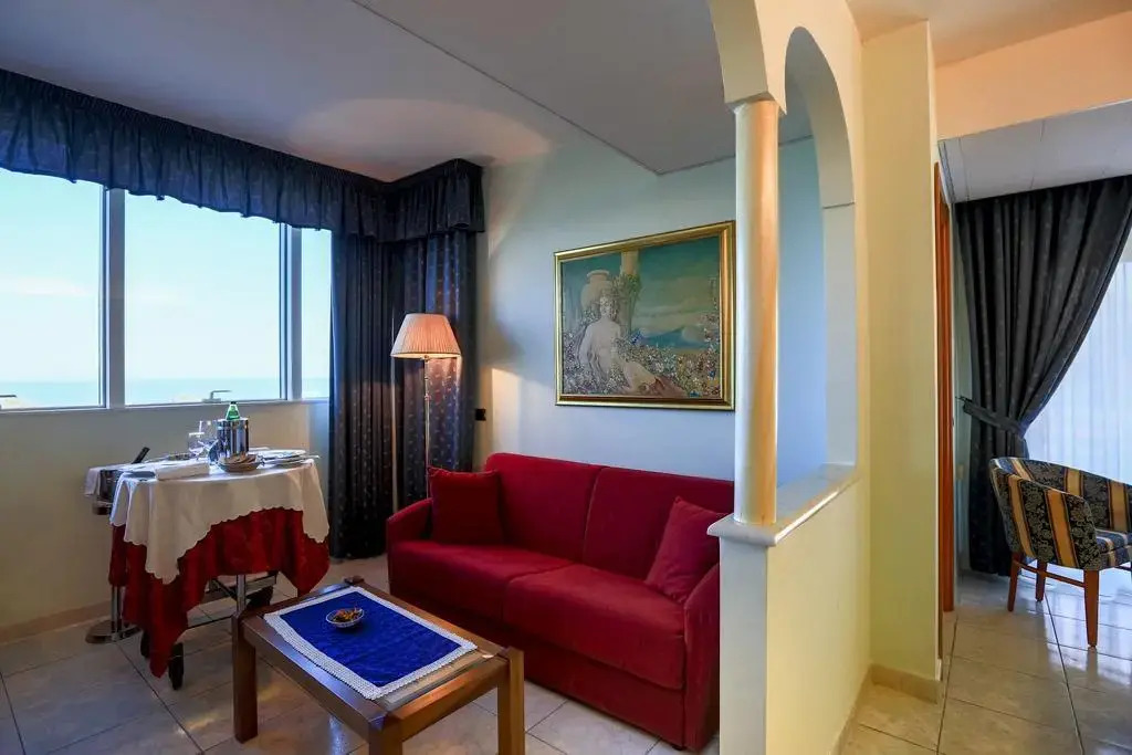Hotel Ambassador