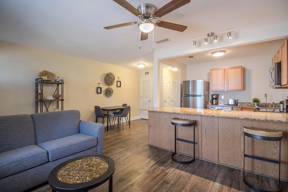 Oak Shores 164