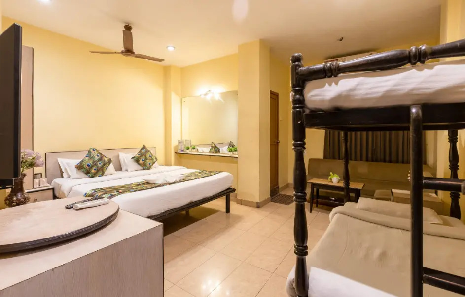 MAYUR HOTEL (Pure Vegetarian Chain) since 1974