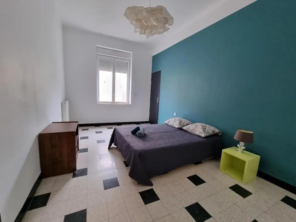 T4- terrasse 50m², garage, centre-ville