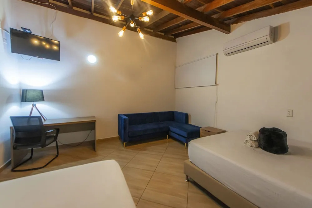 HOTEL BALI AT POBLADO