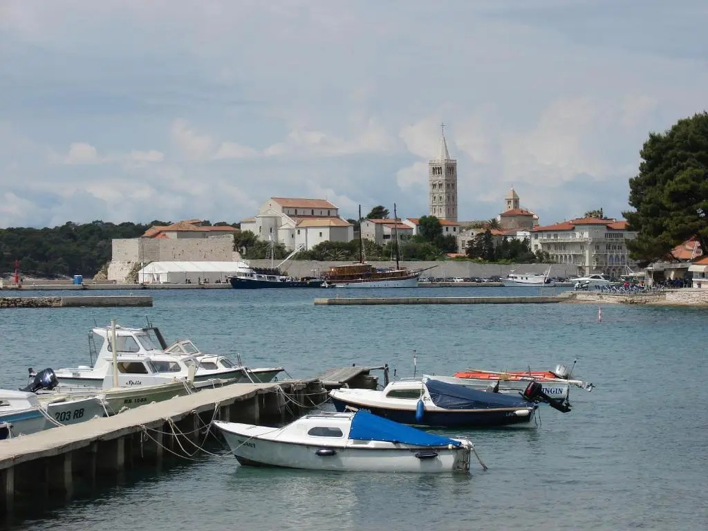 Apartments by the sea Barbat, Rab - 21809