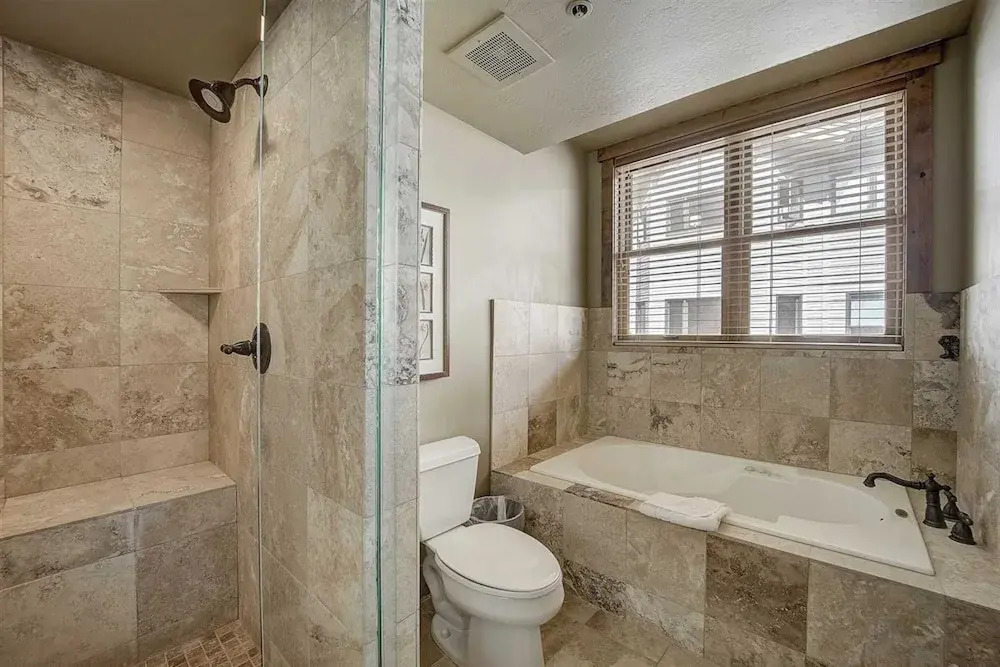 7 Condos, Ski-in/ski-out + Hot Tubs Sleeps 30 Mont Cervin by Avantstay