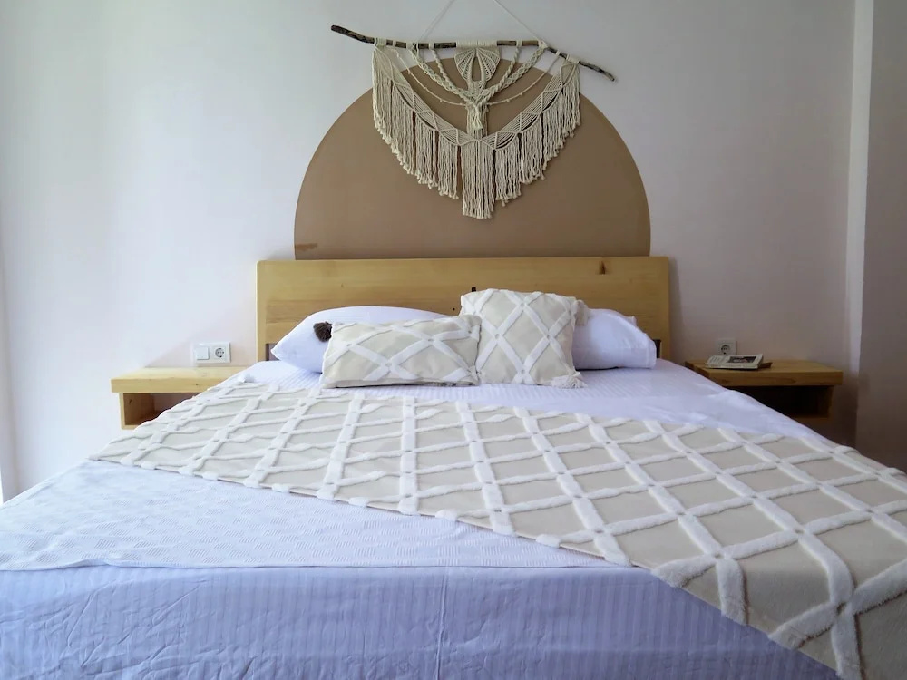 Santa Suites New Hotel