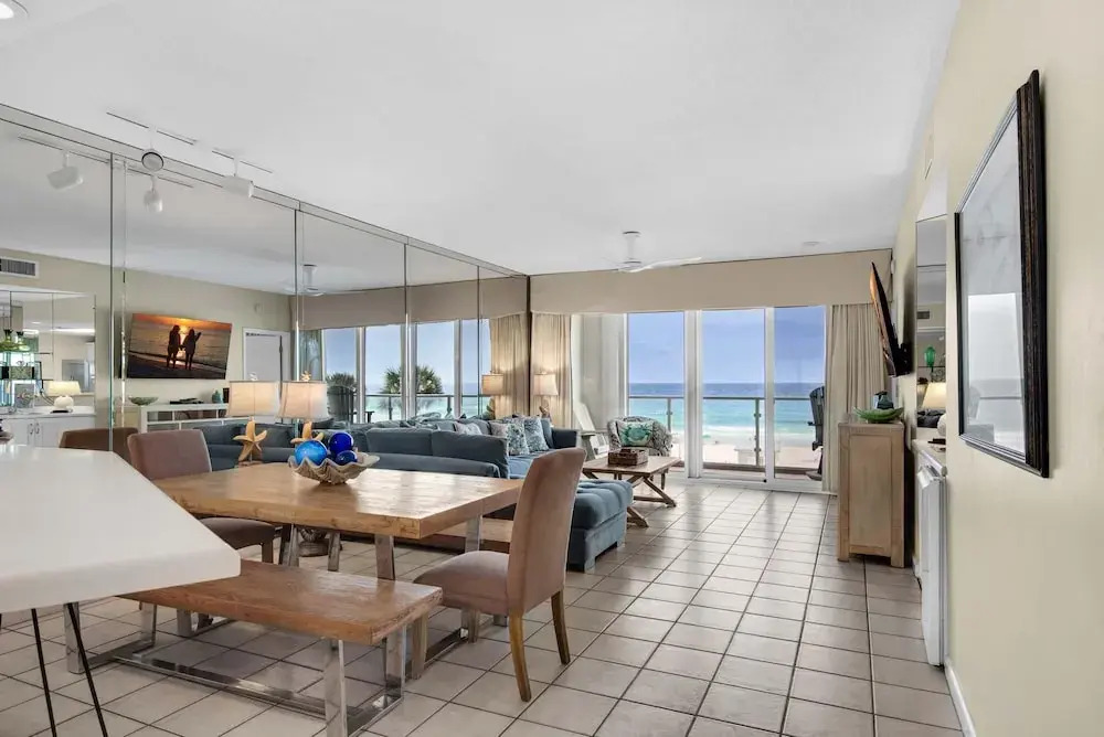 Sterling Sands 209