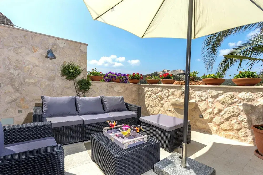 Villa Capitis in the Centre- Luxury Apartment with Swimming Pool