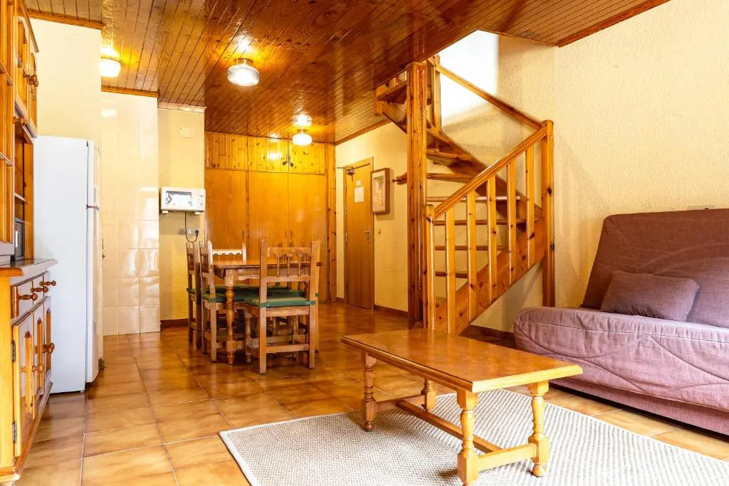 Duplex Rústico 2 hab. con Parking Gratuito y Terraza