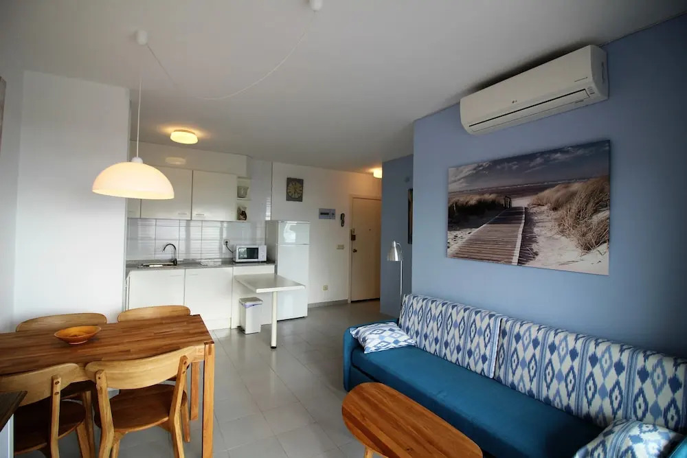 Apartamento 2166 - Rocmar 1 4-C