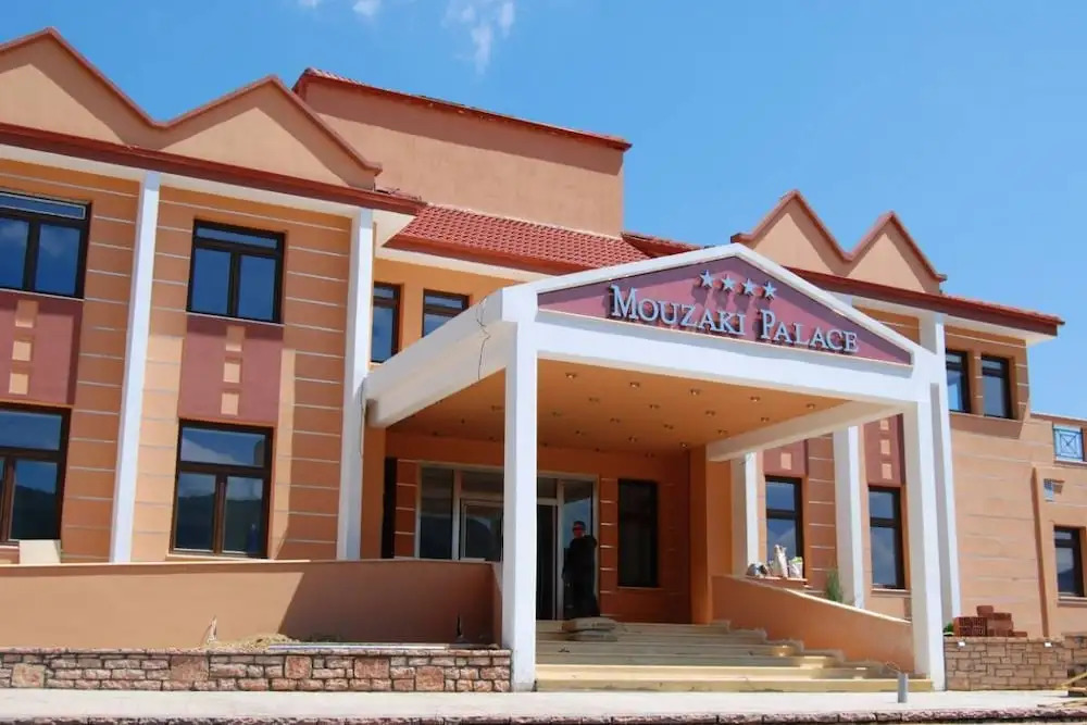 Mouzaki Hotel & Spa
