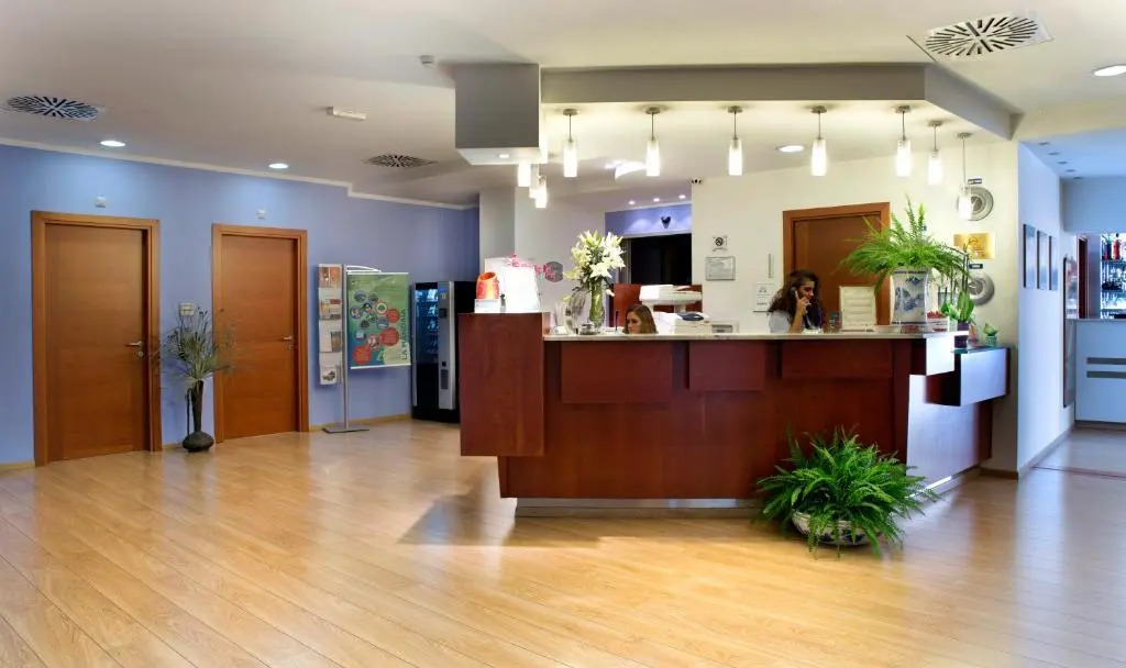Hotel Master