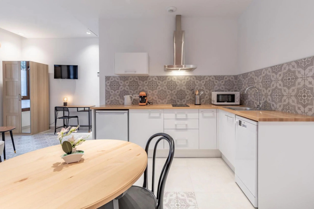 Room close to City Centre