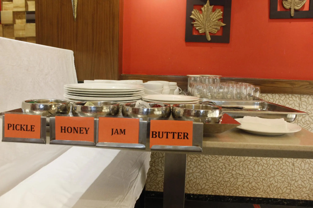 Hotel Swati Deluxe