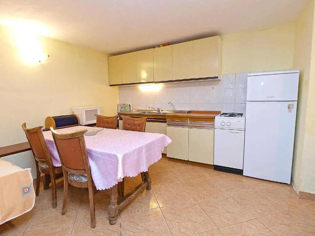 Apartments Milica 56