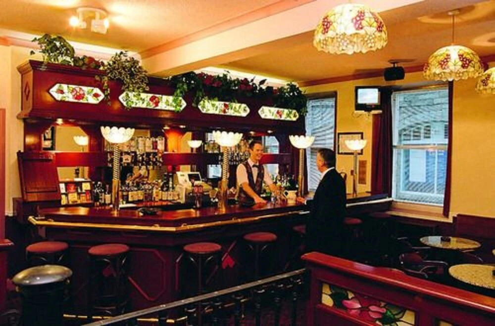 Queens Hotel