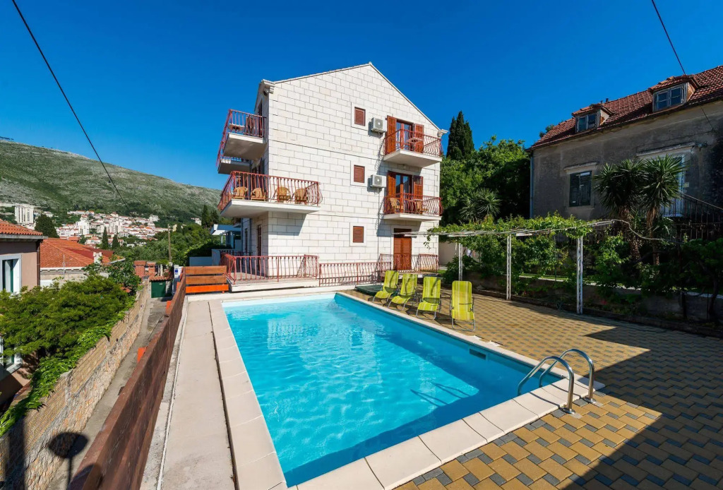Villa Valjalo
