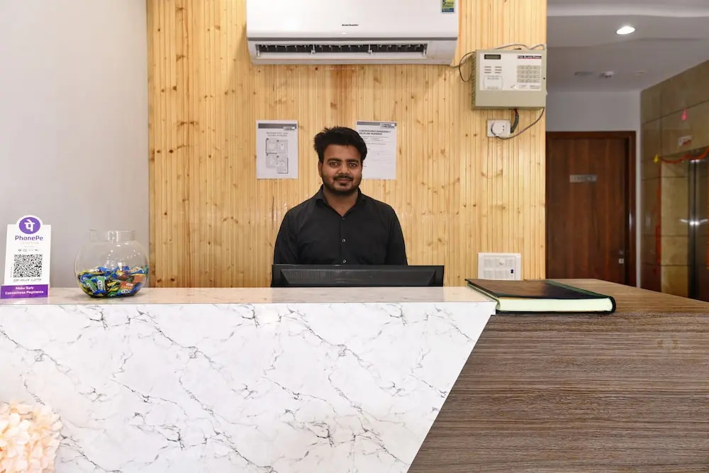 Townhouse Golden Frame near sec 62 noida