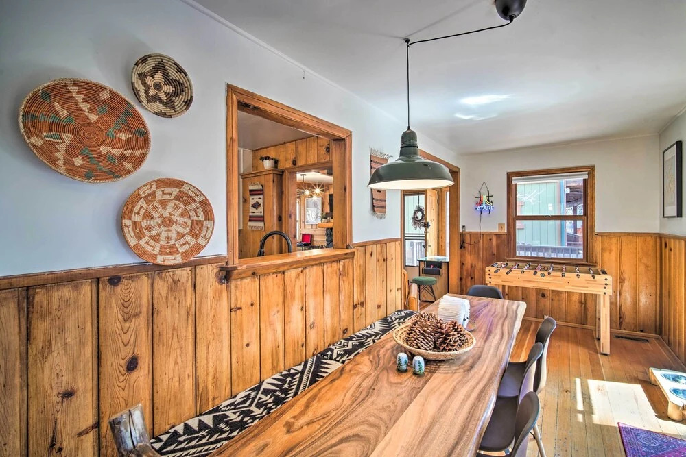 1 Mi to Bear Mountain: Cabin in Big Bear Lake