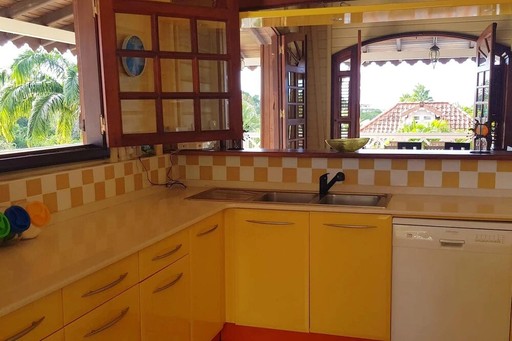 Apartment with 3 Bedrooms in Les Trois-Îlets, with Shared Pool, Furnished Terrace And Wifi - 1 Km From the Beach