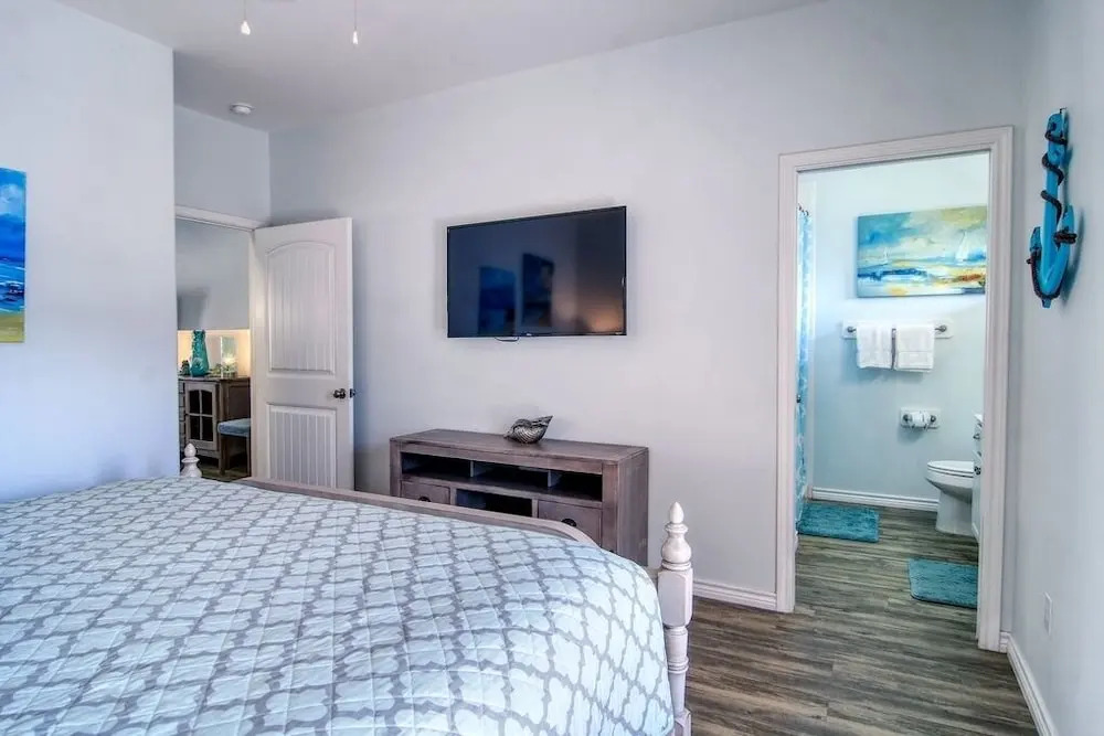 Flip Flops and Pop Tops by Silver Sands Vacation Rentals