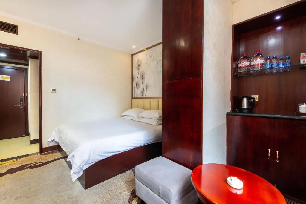 Yiwu Khorasan Hotel
