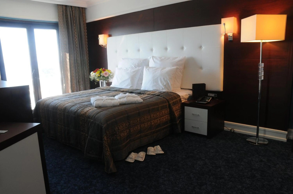 Paradise Island Hotel