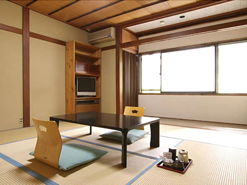Schole Hakuba