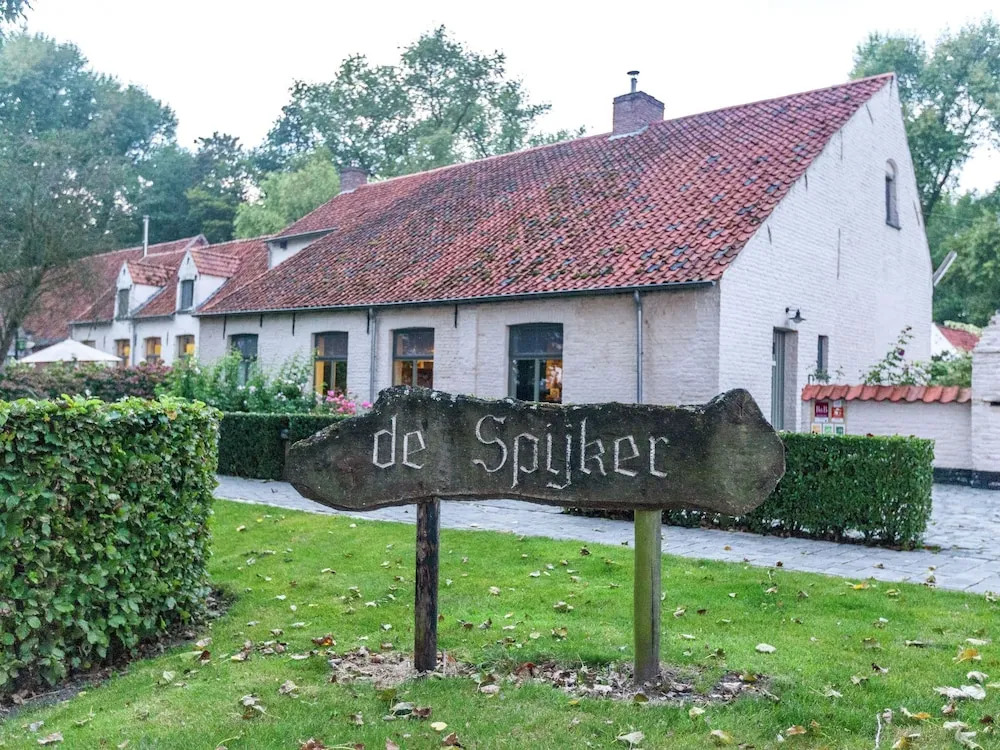 Cozy Cottage in Quiet Area near Bruges